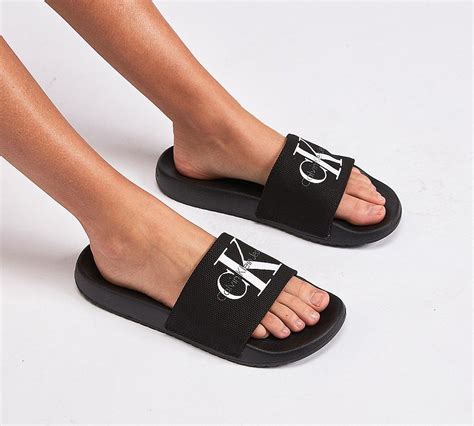 designer sliders women.